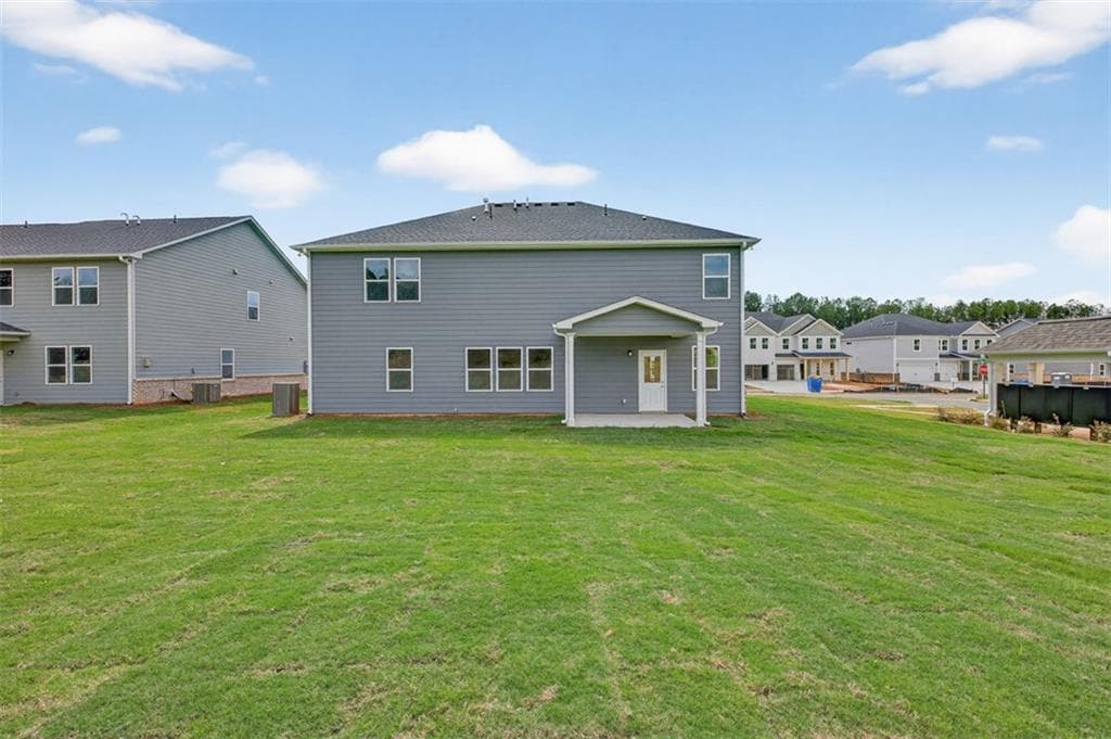 6 bedroom, 4 bathroom, 3,922 sq ft single family residence for sale at 126 Jane Boulevard, Cartersville, GA 30120 — photo 4