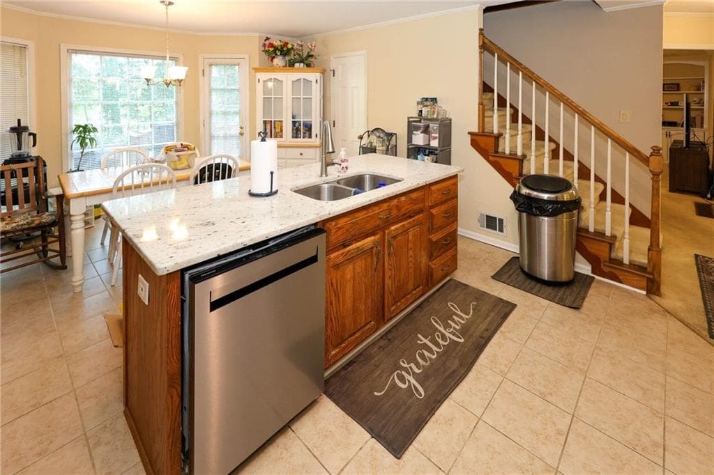 5 bedroom, 3 bathroom, 3,440 sq ft single family residence for sale at 180 Creekview Trail, Fayetteville, GA 30214 — photo 9
