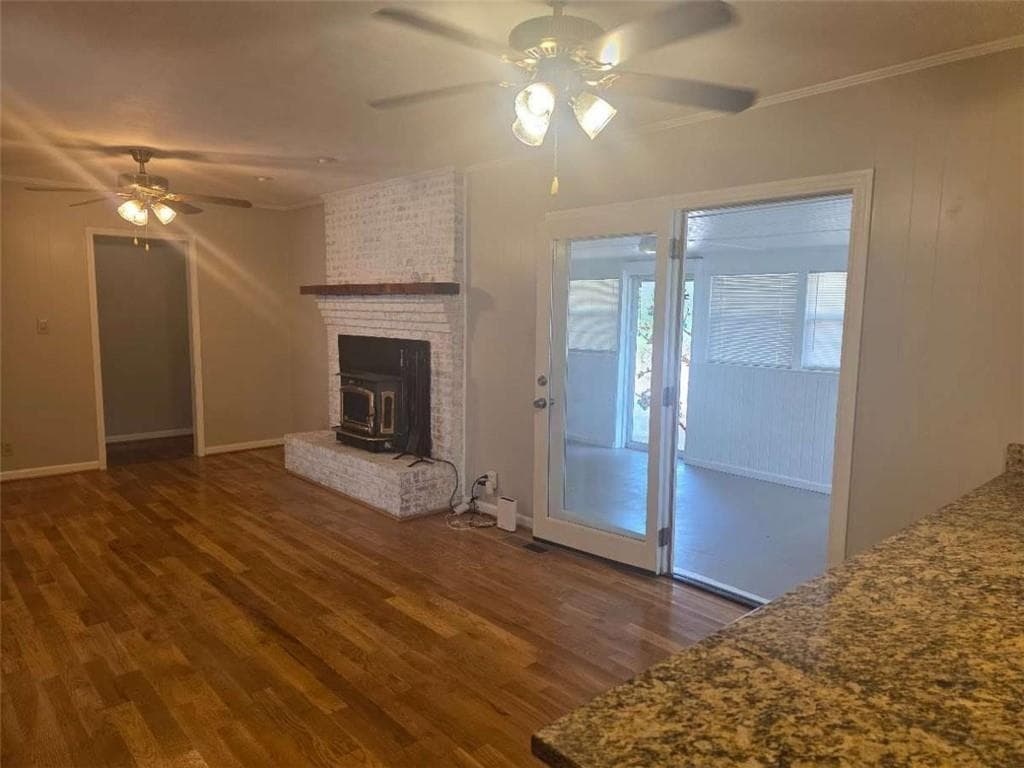 3 bedroom, 2 bathroom, 1,587 sq ft single family residence for sale at 110 Fallin Street, Thomaston, GA 30286 — photo 4
