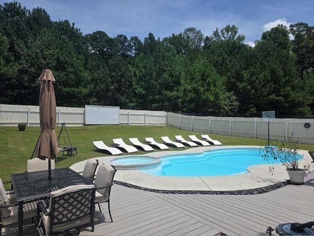 5 bedroom, 3 bathroom, 2,746 sq ft single family residence under contract at 110 Newry Drive, Atlanta, GA 30349 — photo 6