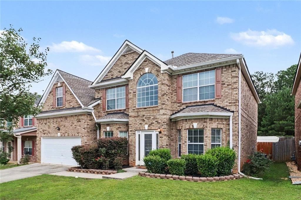 5 bedroom, 3 bathroom, 2,746 sq ft single family residence under contract at 110 Newry Drive, Atlanta, GA 30349 — photo 7
