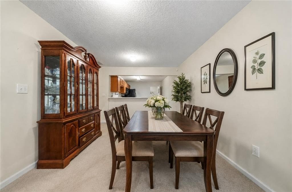 3 bedroom, 3 bathroom, 2,261 sq ft condominium for sale at 1843 Kolb Farm Circle, Marietta, GA 30008 — photo 8