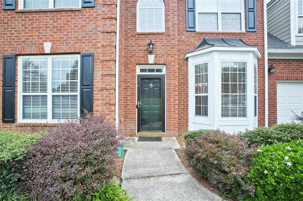 4 bedroom, 3 bathroom, 2,553 sq ft single family residence for rent at 2643 WHISPERING PINES Drive, Grayson, GA 30017 for $2,550 a month — photo 2