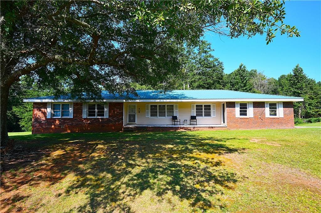 3 bedroom, 2 bathroom, 1,853 sq ft single family residence for sale at 4 Bill Ploof Road, Buchanan, GA 30113 — photo 6
