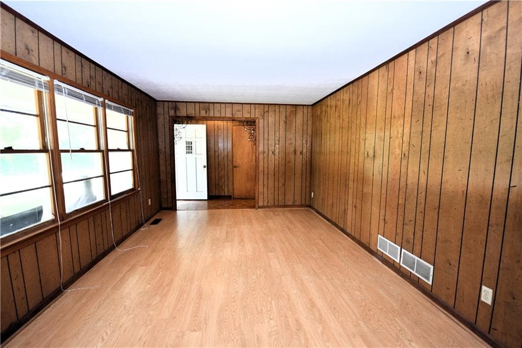 3 bedroom, 2 bathroom, 1,853 sq ft single family residence for sale at 4 Bill Ploof Road, Buchanan, GA 30113 — photo 9