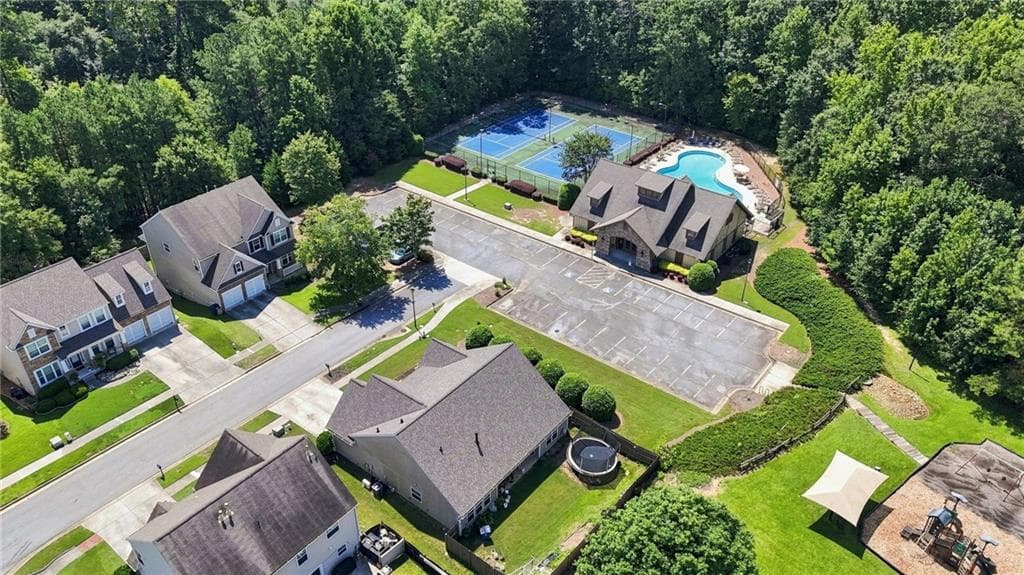 4 bedroom, 3 bathroom, 2,648 sq ft single family residence under contract at 2345 Valley Mill Drive, Buford, GA 30519 — photo 7