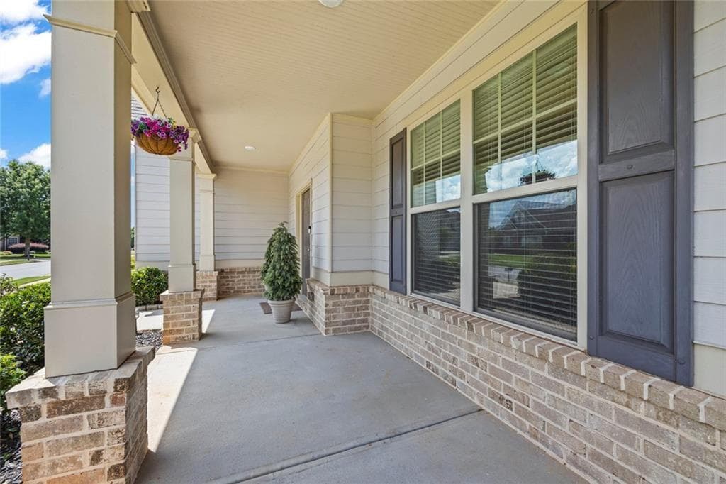 4 bedroom, 3 bathroom, 2,801 sq ft single family residence for sale at 1515 Highland Creek Drive, Monroe, GA 30656 — photo 5