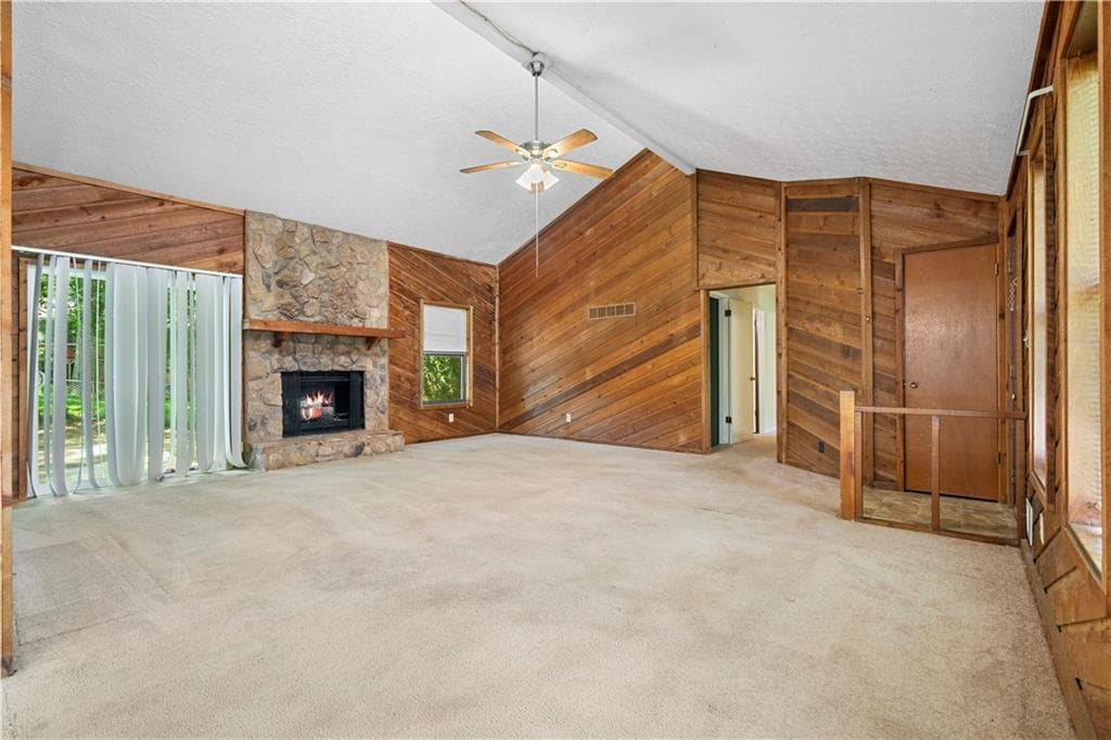 3 bedroom, 2 bathroom, 1,468 sq ft single family residence for sale at 2656 Royal Oak Court, Acworth, GA 30102 — photo 4