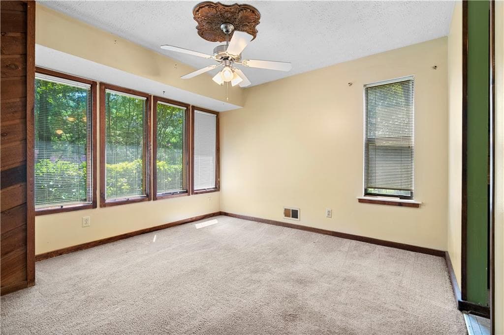 3 bedroom, 2 bathroom, 1,468 sq ft single family residence for sale at 2656 Royal Oak Court, Acworth, GA 30102 — photo 6