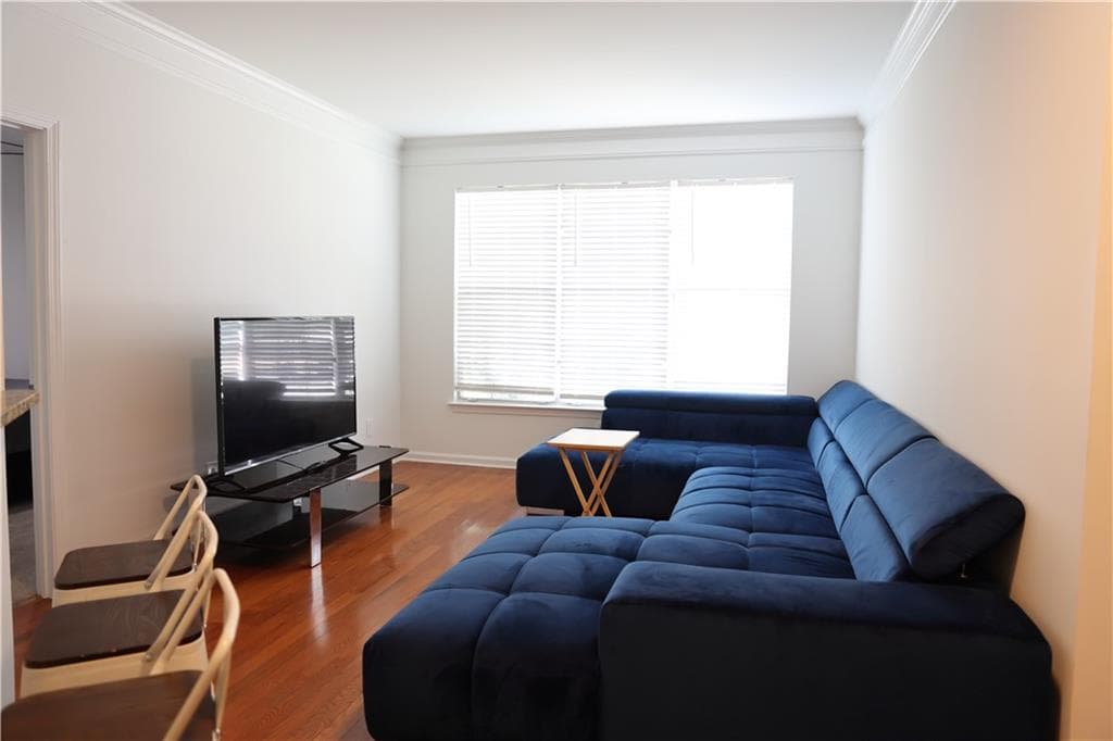1 bedroom, 1 bathroom, 823 sq ft condominium for rent at 200 Renaissance Parkway 306, Atlanta, GA 30308 for $1,650 a month — photo 1 of 15