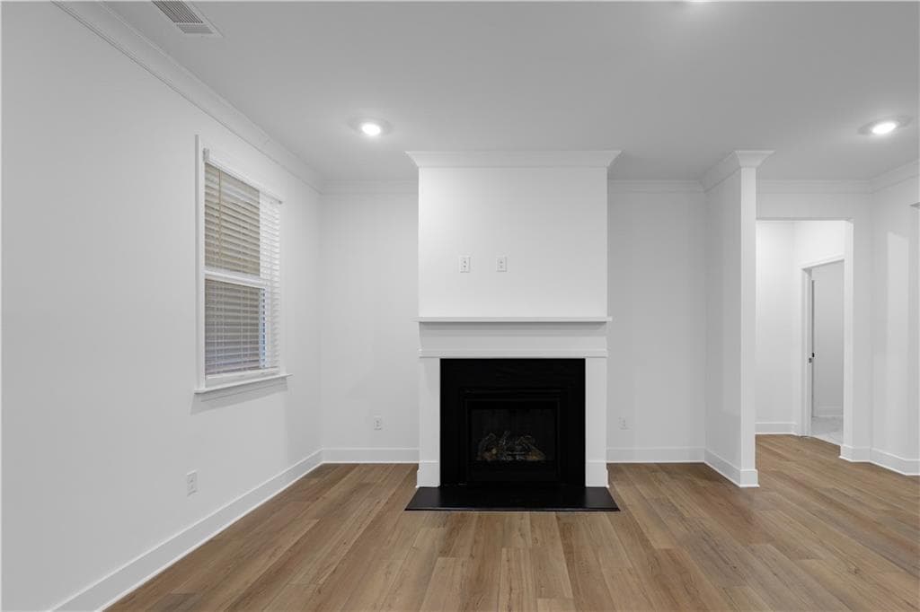 4 bedroom, 4 bathroom, 3,152 sq ft single family residence for sale at 1130 Gage Lane, Madison, GA 30650 — photo 4