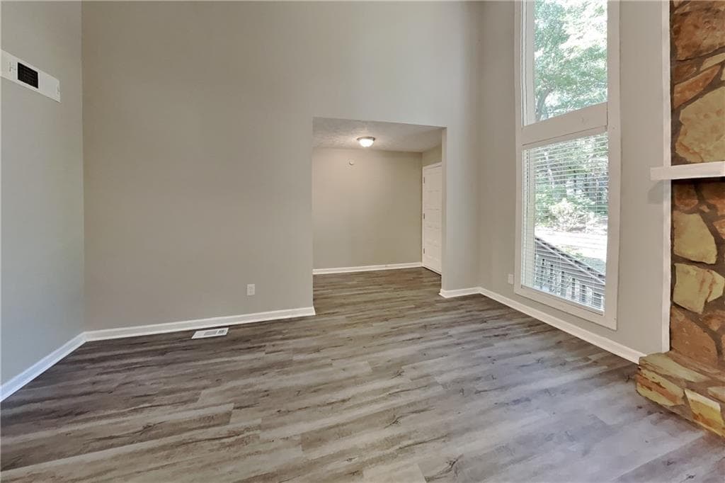 3 bedroom, 3 bathroom, 2,331 sq ft single family residence for rent at 2021 Kramer Way, Marietta, GA 30062 for $2,500 a month — photo 3