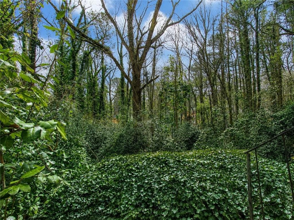 3 bedroom, 1 bathroom, 1,364 sq ft single family residence for sale at 731 Bolton Road, Atlanta, GA 30331 — photo 10