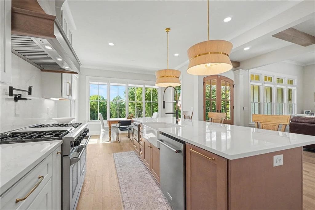5 bedroom, 5 bathroom, 3,651 sq ft single family residence for sale at 167 Alcovy Springs Drive, Monroe, GA 30656 — photo 4