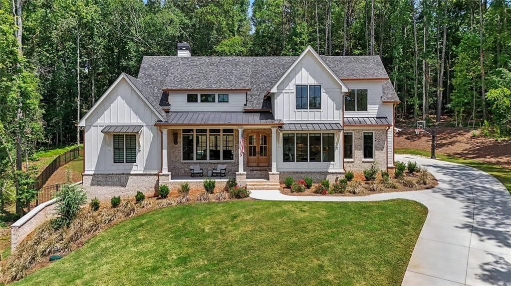 5 bedroom, 5 bathroom, 3,651 sq ft single family residence for sale at 167 Alcovy Springs Drive, Monroe, GA 30656 — photo 6