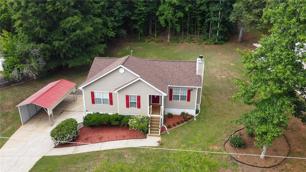 3 bedroom, 2 bathroom, 1,512 sq ft single family residence for sale at 198 Brenda Ellen Drive, Newnan, GA 30265 — photo 5