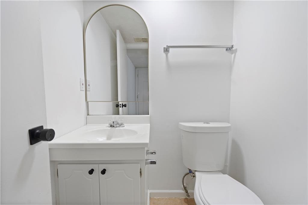 2 bedroom, 2 bathroom, 1,218 sq ft condominium for sale at 3160 Citrus Court, Decatur, GA 30034 — photo 9