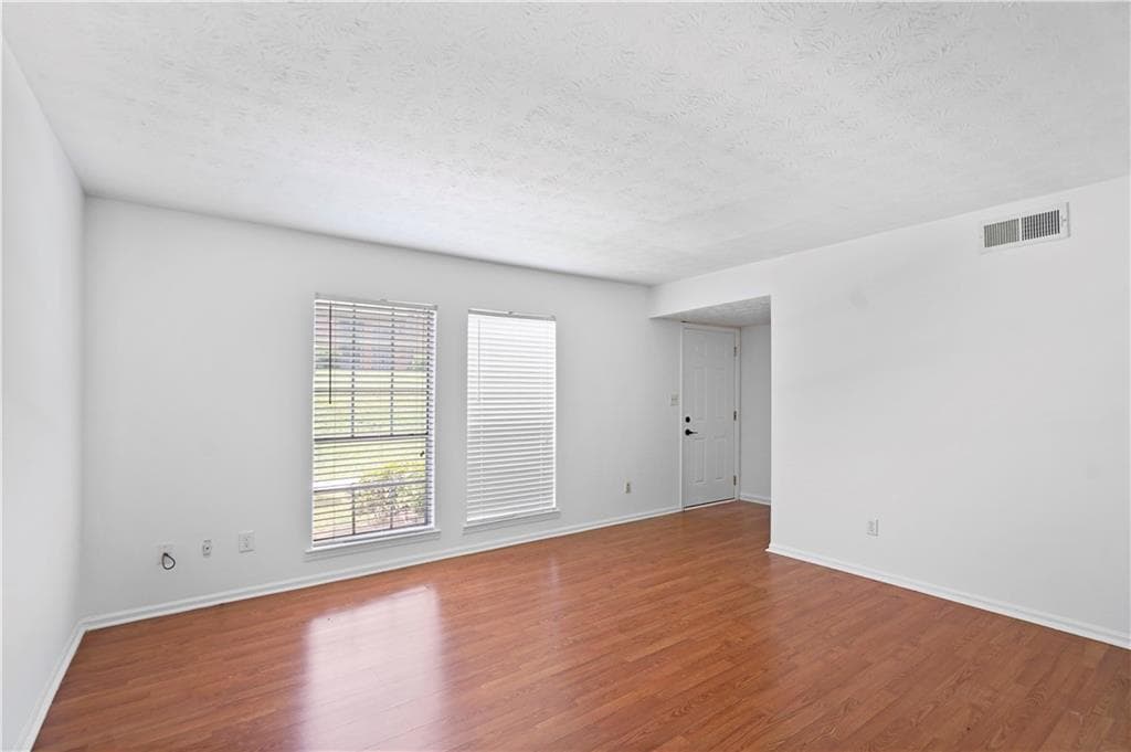 2 bedroom, 2 bathroom, 1,218 sq ft condominium for sale at 3160 Citrus Court, Decatur, GA 30034 — photo 7