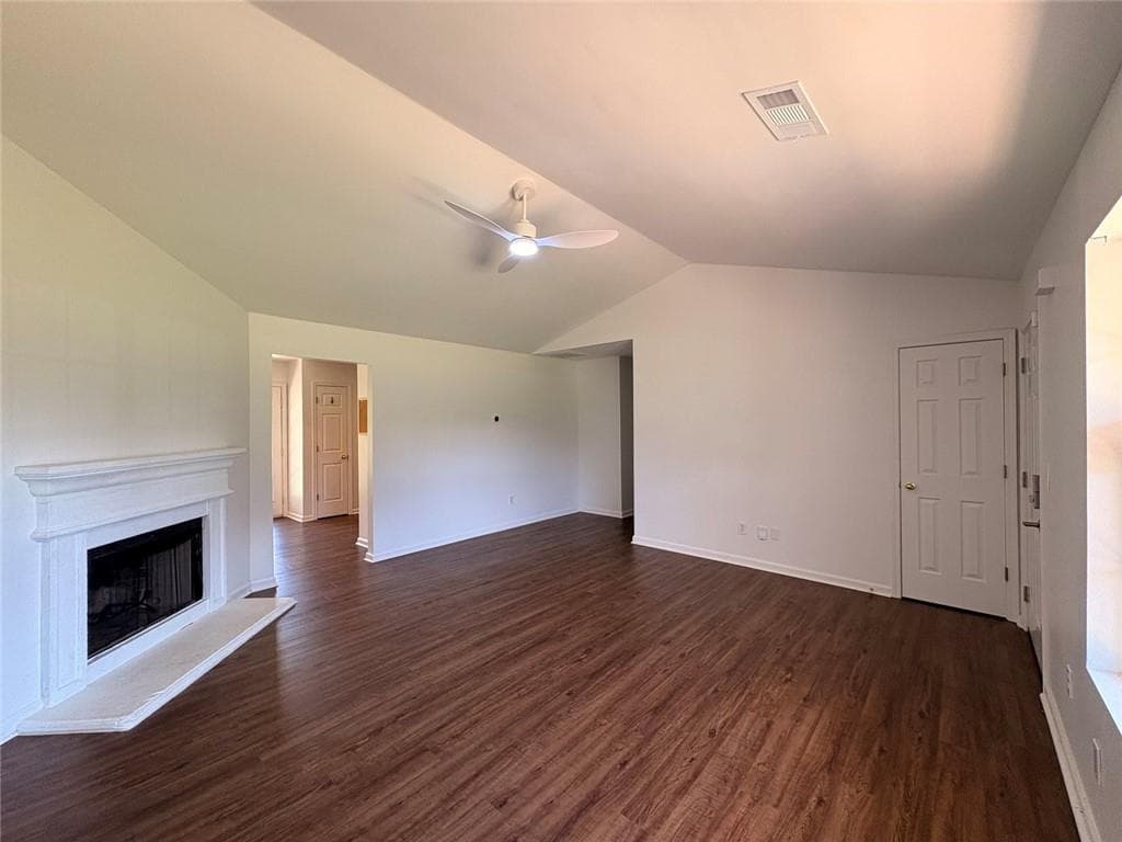 4 bedroom, 2 bathroom, 1,492 sq ft single family residence under contract at 293 Snapping Shoals Road, Mcdonough, GA 30252 — photo 6