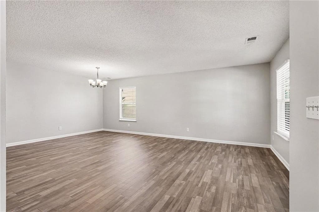 4 bedroom, 3 bathroom, 2,466 sq ft single family residence for sale at 2020 Sweet Bay Drive, Villa Rica, GA 30180 — photo 6