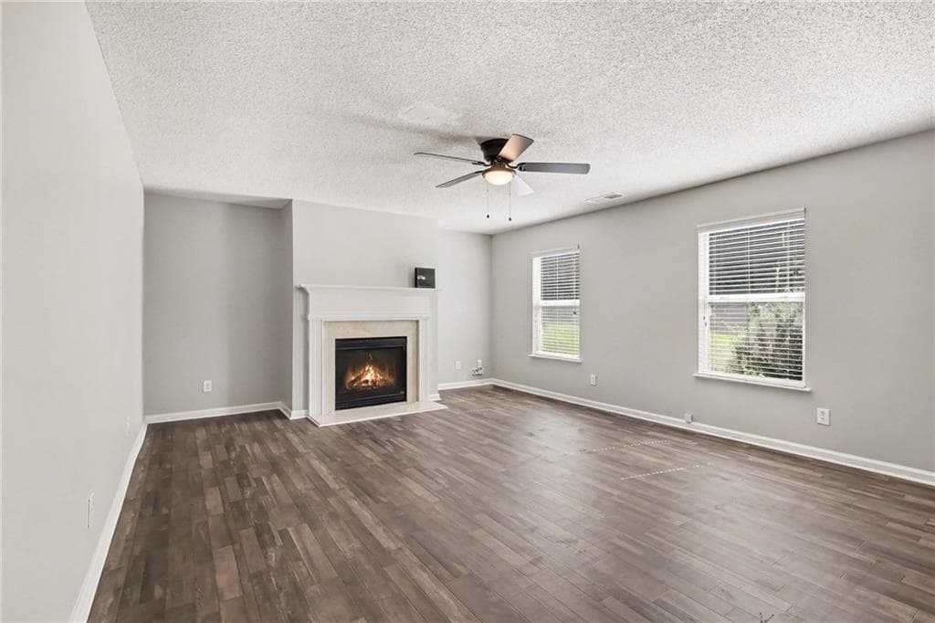 4 bedroom, 3 bathroom, 2,466 sq ft single family residence for sale at 2020 Sweet Bay Drive, Villa Rica, GA 30180 — photo 10