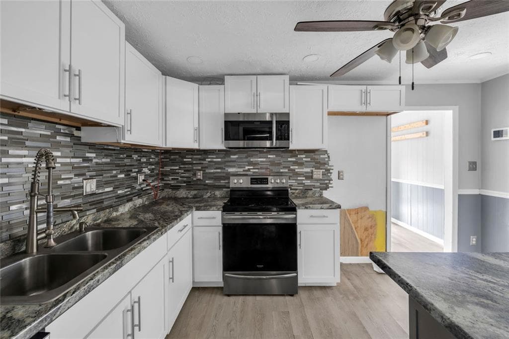 3 bedroom, 2 bathroom, 1,302 sq ft single family residence for sale at 4322 Summerhill Drive, Macon, GA 31204 — photo 10