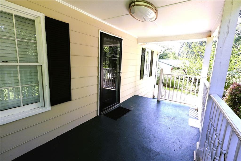 2 bedroom, 2 bathroom, 938 sq ft single family residence for rent at 771 McLendon Drive, Scottdale, GA 30079 for $1,650 a month — photo 4