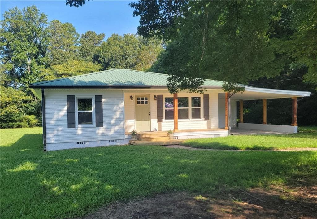 2 bedroom, 1 bathroom, 970 sq ft single family residence for sale at 1477 S HWY 100, Bowdon, GA 30108 — photo 8