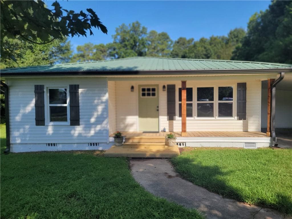 2 bedroom, 1 bathroom, 970 sq ft single family residence for sale at 1477 S HWY 100, Bowdon, GA 30108 — photo 10