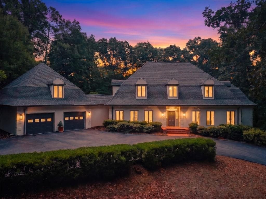 5 bedroom, 5 bathroom, 7,132 sq ft single family residence for sale at 4010 Paper Mill Road, Marietta, GA 30067 — photo 3