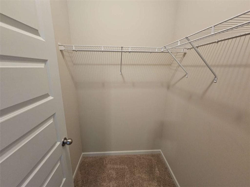 3 bedroom, 2 bathroom, 1,850 sq ft single family residence under contract at 333 Darlington Drive, Ellenwood, GA 30294 — photo 7