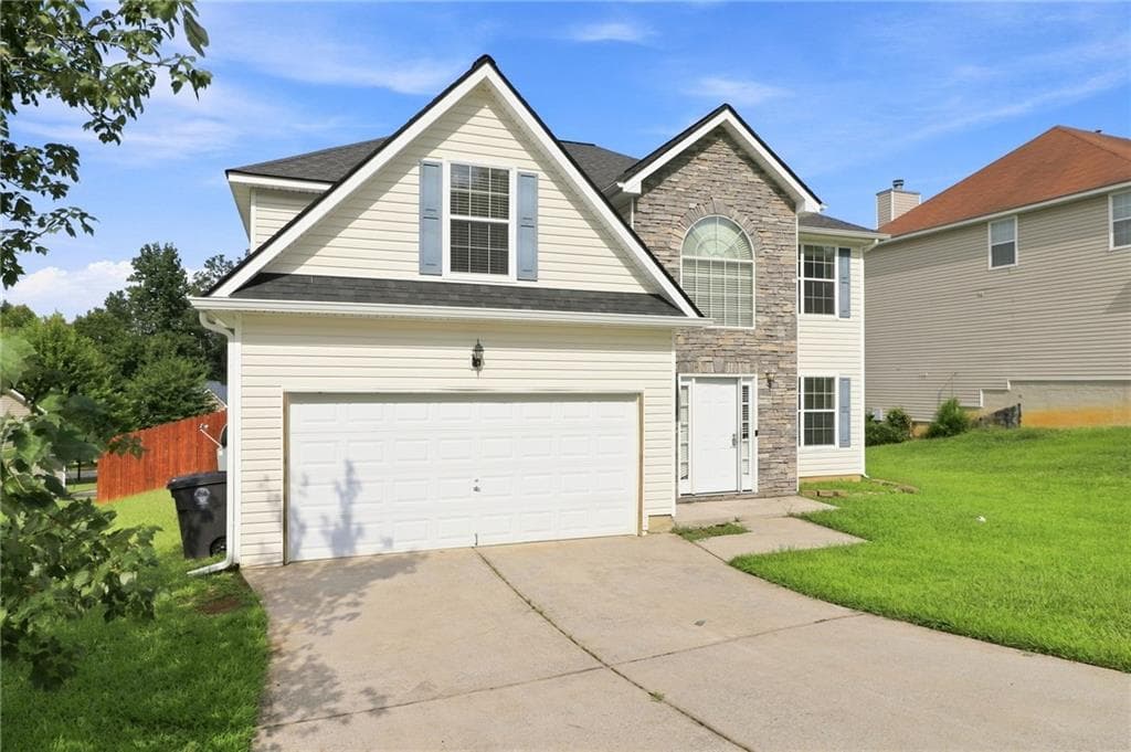 4 bedroom, 3 bathroom, 2,695 sq ft single family residence for sale at 6959 Foxmoor Way, Douglasville, GA 30134 — photo 2