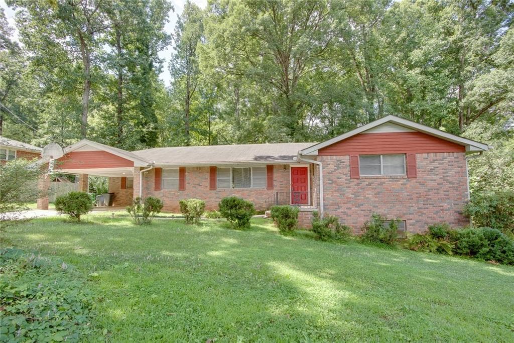4 bedroom, 2 bathroom, 1,861 sq ft single family residence sold at 2426 Caladium Drive, Atlanta, GA 30345