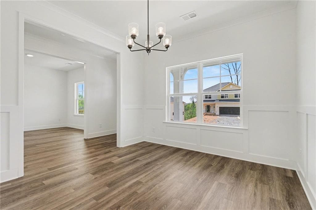 5 bedroom, 4 bathroom, 2,913 sq ft single family residence for sale at 1494 Anderson Valley Drive, Snellville, GA 30039 — photo 3