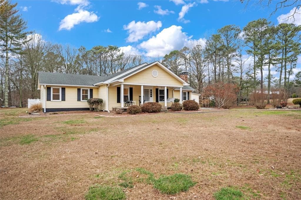3 bedroom, 3 bathroom, 1,948 sq ft single family residence for rent at 14605 Cogburn Road, Alpharetta, GA 30004 for $3,500 a month — photo 2