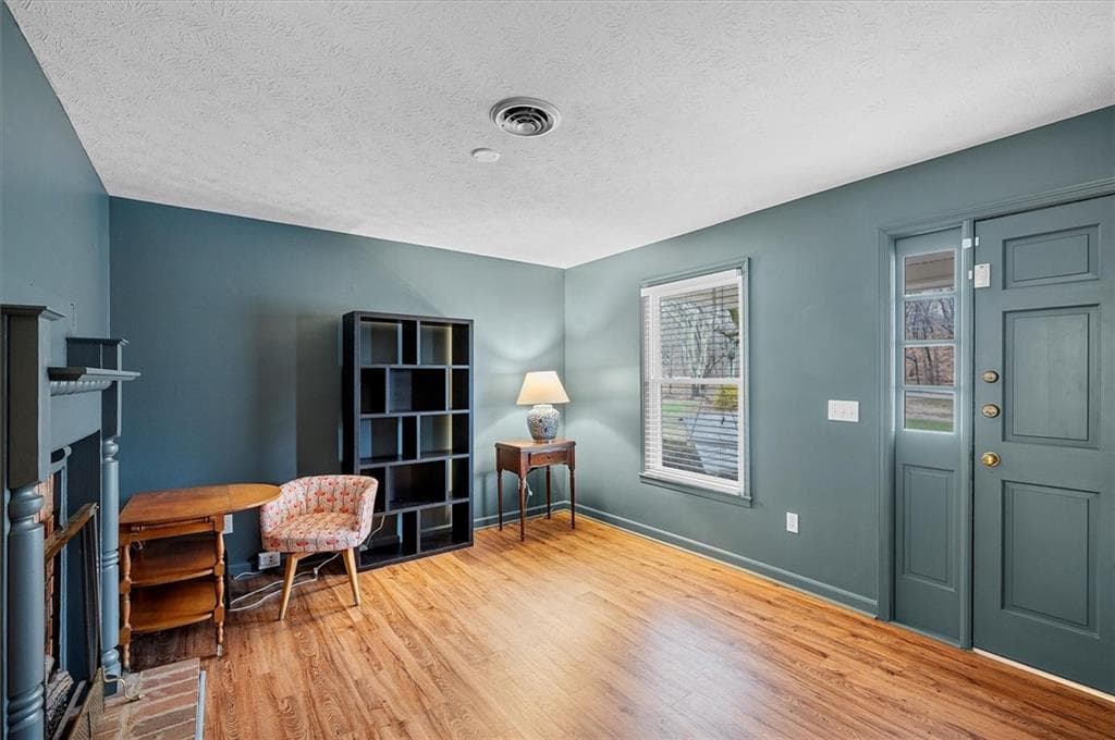 3 bedroom, 3 bathroom, 1,948 sq ft single family residence for rent at 14605 Cogburn Road, Alpharetta, GA 30004 for $3,500 a month — photo 8