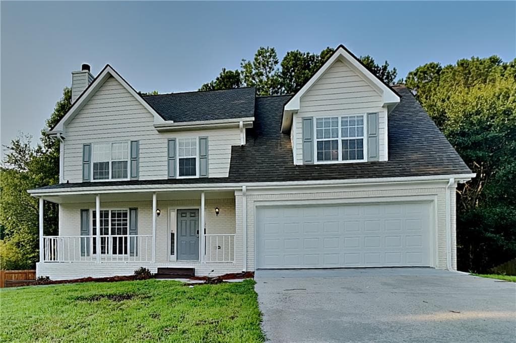 3 bedroom, 3 bathroom, 2,243 sq ft single family residence for rent at 1555 Rose Pointe Drive, Loganville, GA 30052 for $2,300 a month