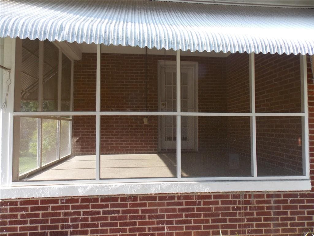 2 bedroom, 1 bathroom, 1,132 sq ft single family residence under contract at 938 Gresham Avenue, Atlanta, GA 30316 — photo 7