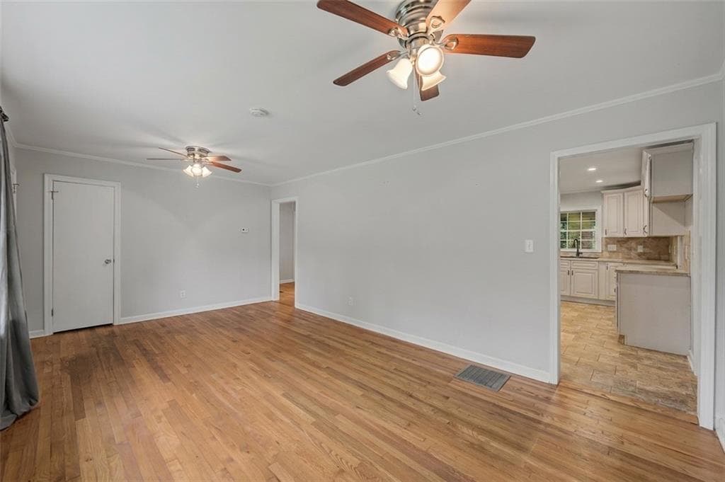 3 bedroom, 2 bathroom, 1,533 sq ft single family residence under contract at 71 Worthington Drive, Marietta, GA 30068 — photo 3