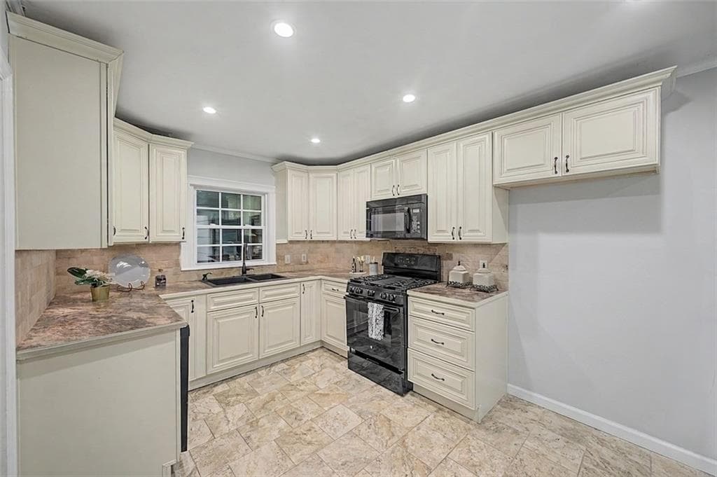 3 bedroom, 2 bathroom, 1,533 sq ft single family residence under contract at 71 Worthington Drive, Marietta, GA 30068 — photo 9