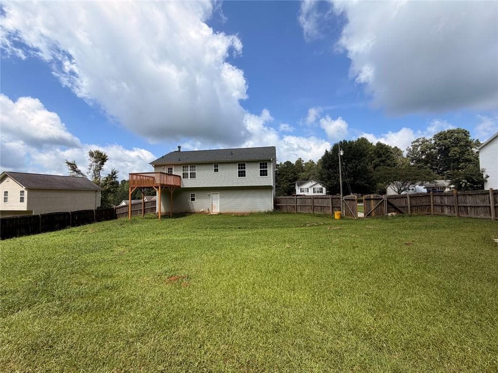 3 bedroom, 2 bathroom, 2,150 sq ft single family residence for sale at 81 Carthage Boulevard, Rockmart, GA 30153 — photo 3