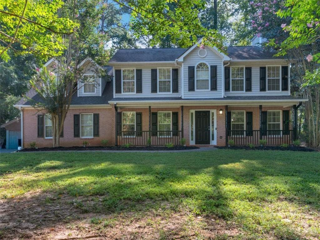 4 bedroom, 3 bathroom, 2,707 sq ft single family residence for sale at 112 Crown Oaks Drive, Stockbridge, GA 30281
