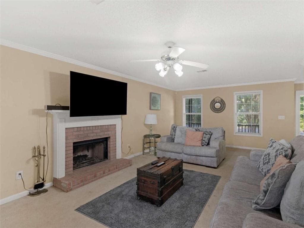4 bedroom, 3 bathroom, 2,707 sq ft single family residence for sale at 112 Crown Oaks Drive, Stockbridge, GA 30281 — photo 3