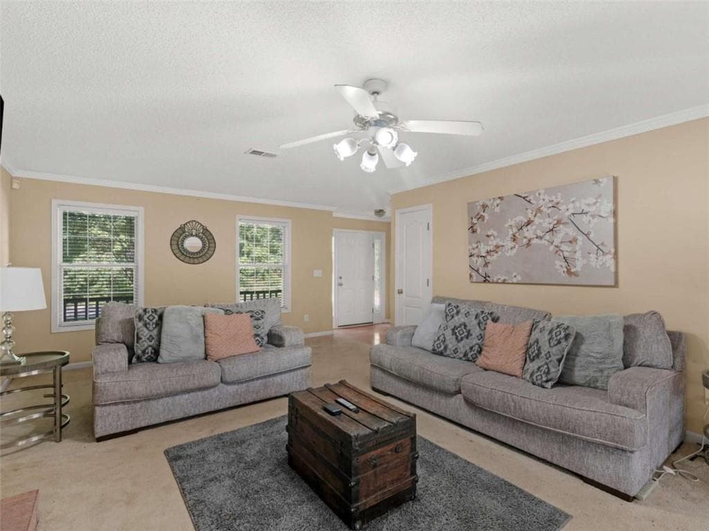 4 bedroom, 3 bathroom, 2,707 sq ft single family residence for sale at 112 Crown Oaks Drive, Stockbridge, GA 30281 — photo 4