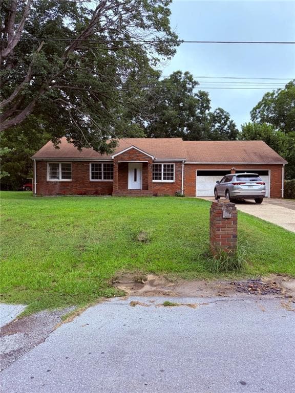 4 bedroom, 2 bathroom, 1,862 sq ft single family residence for sale at 403 Pine Street, Rockmart, GA 30153 — photo 1 of 1