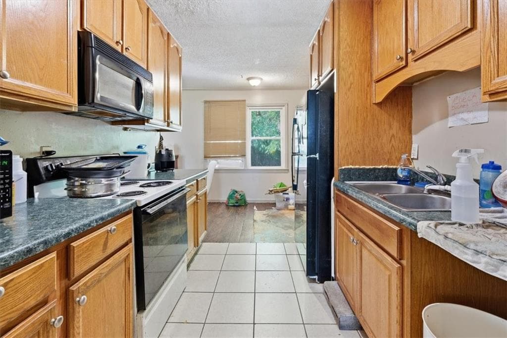 3 bedroom, 2 bathroom, 1,398 sq ft single family residence for sale at 109 Avalon Drive, Warner Robins, GA 31093 — photo 6