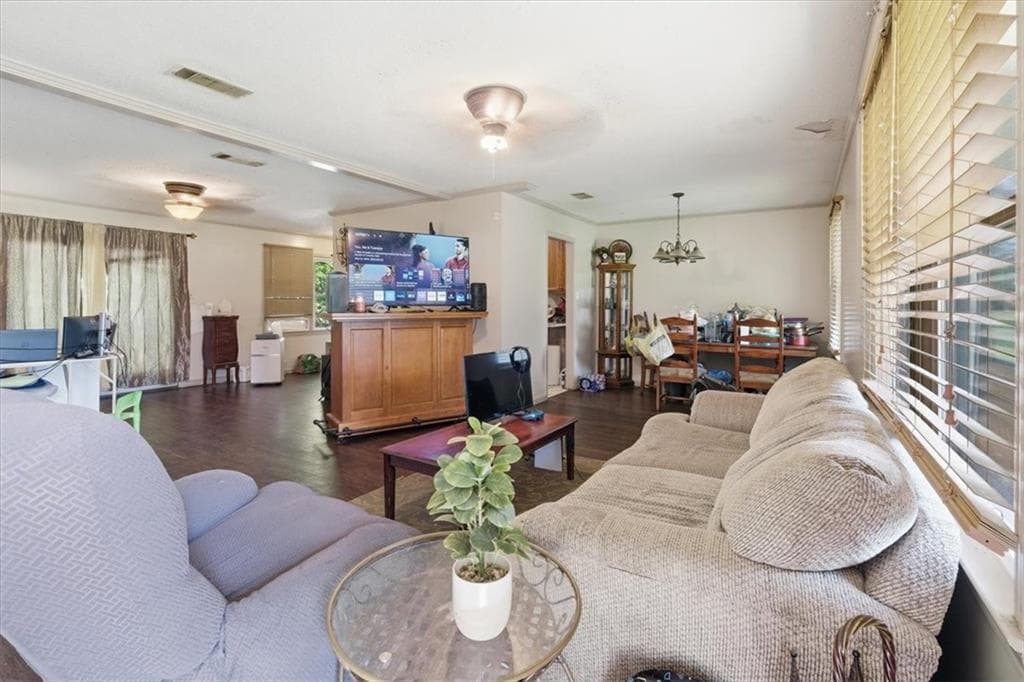 3 bedroom, 2 bathroom, 1,398 sq ft single family residence for sale at 109 Avalon Drive, Warner Robins, GA 31093 — photo 8