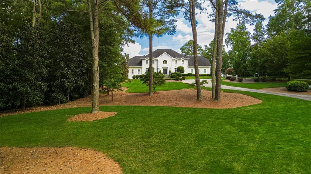 6 bedroom, 6 bathroom, 8,801 sq ft single family residence for sale at 1985 Birmingham Road, Alpharetta, GA 30004 — photo 8
