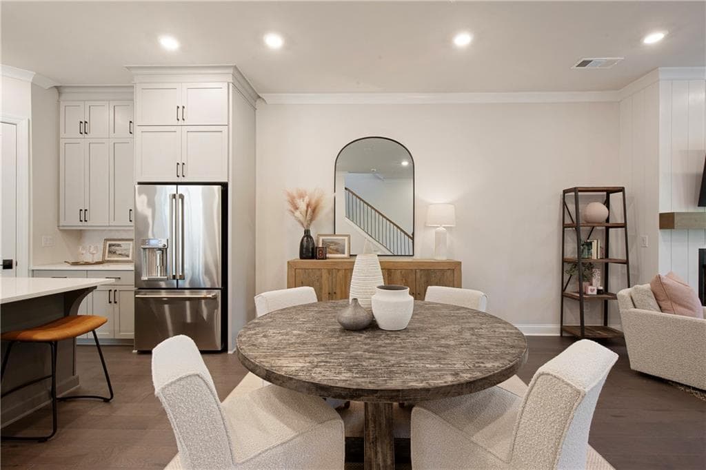 4 bedroom, 4 bathroom, 2,379 sq ft townhouse for sale at 136 Everley Walk, Alpharetta, GA 30009 — photo 8