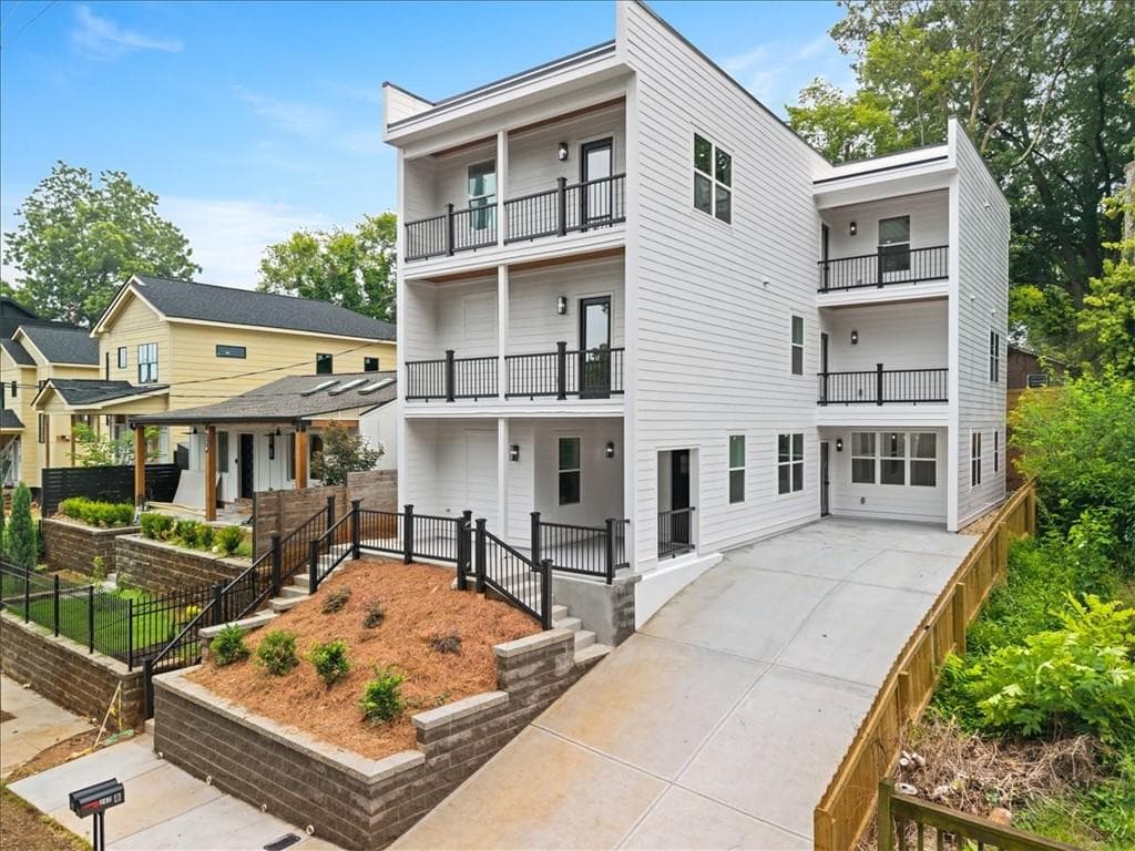 6 bedroom, 8 bathroom, 3,080 sq ft single family residence for sale at 242 Ormond Street, Atlanta, GA 30315